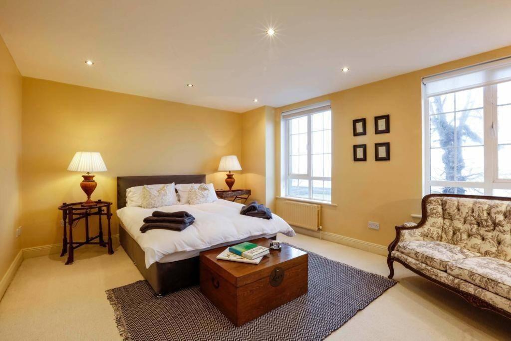 The Courtyard Queensborough Drogheda Extérieur photo